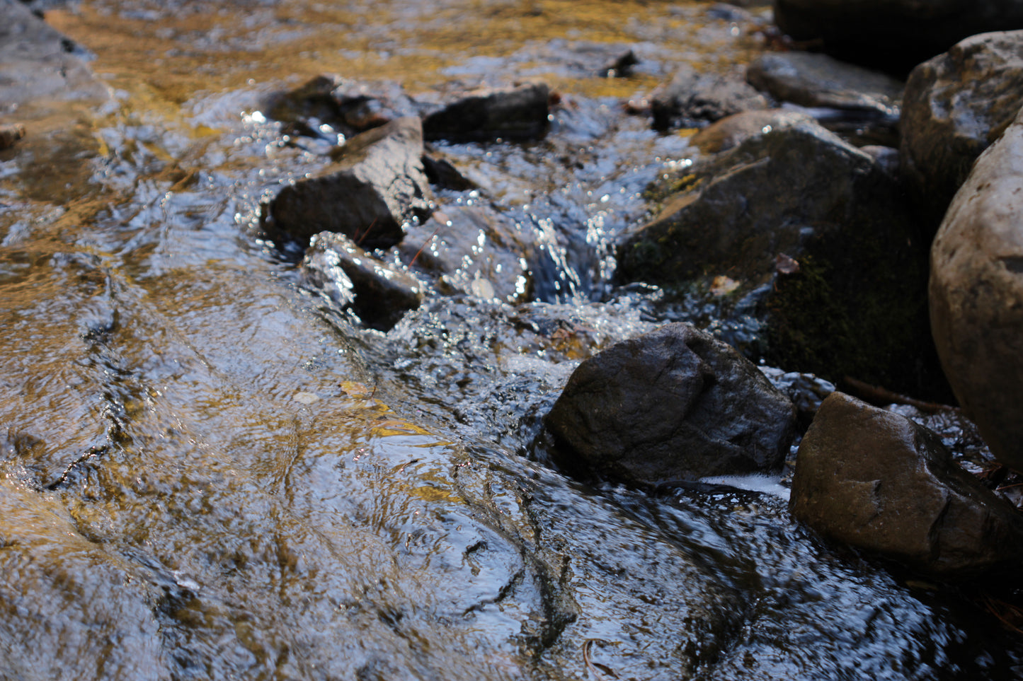 Devil's bathtub stream