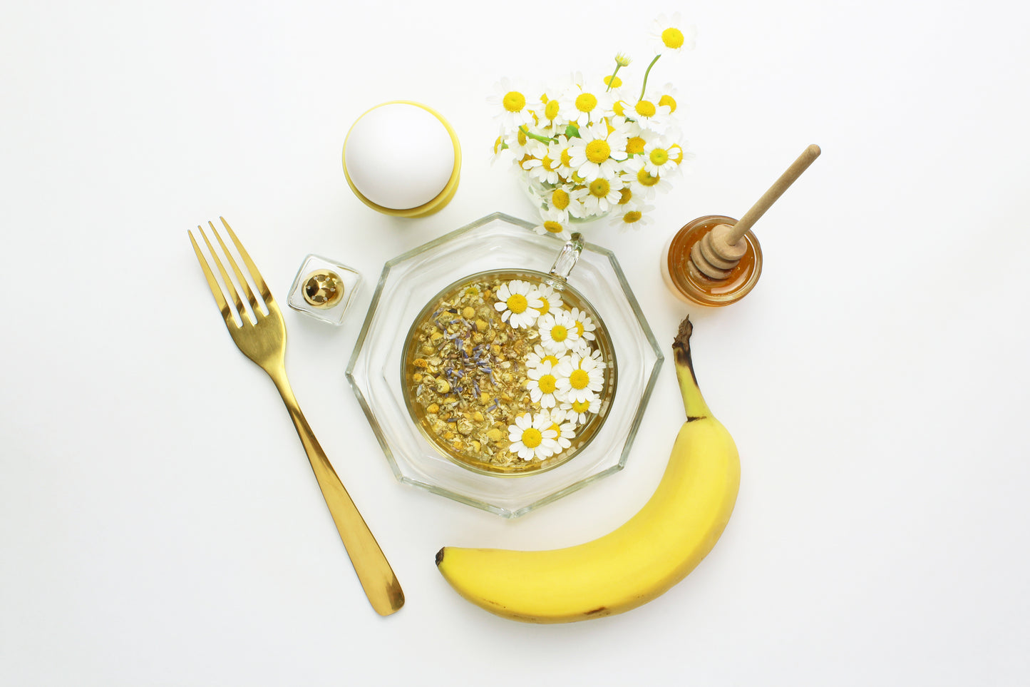 Breakfast in yellow