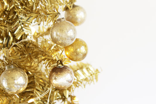 Gold tinsel tree